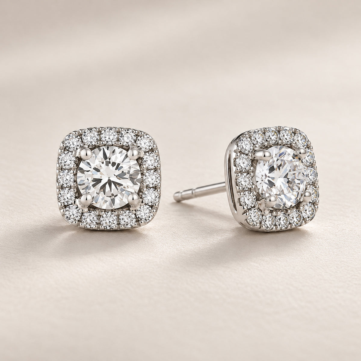 Echos Diamond Earrings