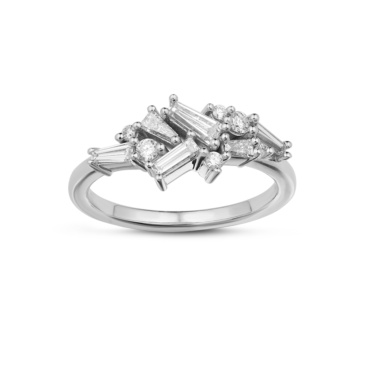  This 18K white gold ring features a unique arrangement of baguette and round brilliant diamonds, totaling 0.55ct for the baguettes and 0.11ct for the seven diamonds, set in a claw setting, offering an exquisite and captivating design.