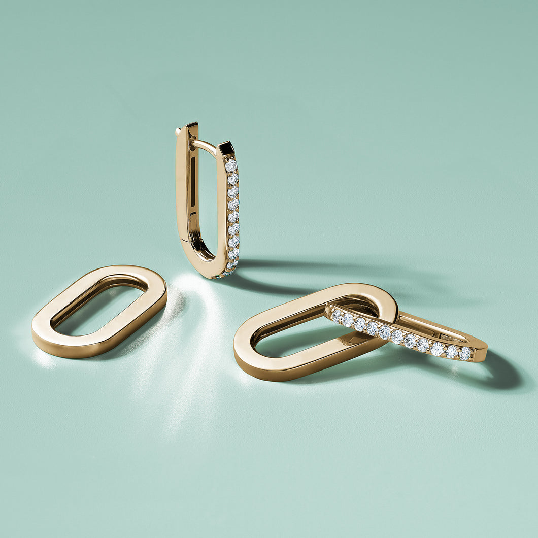 Versatile in 14K yellow gold, featuring a modern paperclip chain shape with pavé set round brilliant diamonds totaling approximately 0.22TCW, offering a transformable design for day-to-night wear.