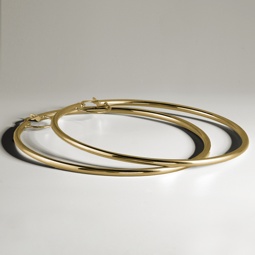 18K yellow gold hoop earrings, measuring approximately 72mm in diameter with a 2.5mm tube, designed for all-day comfort and a strong shape, crafted with Italian elegance.
